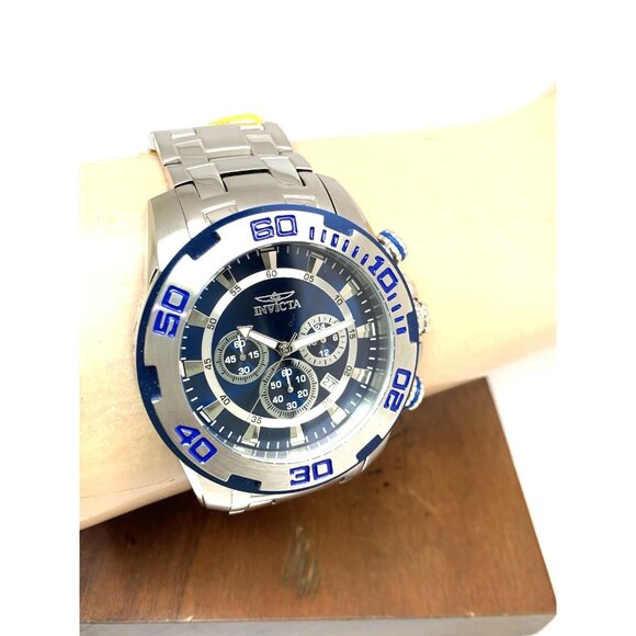 Invicta Men's Watch 22319 Pro Diver Quartz Chronograph Blue Silver Dial Steel - Picture 12 of 15